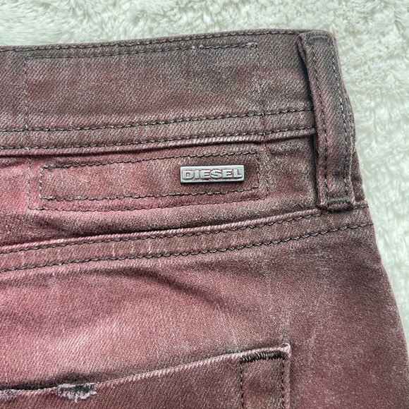 Diesel Men's Deep Red/ Burgundy Slim Jeans - Picture 4 of 14